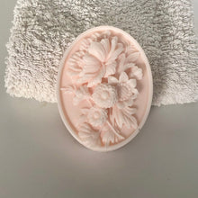 Φόρτωση εικόνας στο εργαλείο προβολής Συλλογής, ROMANTIC GARDEN / ΣΑΠΟΥΝΙ ΓΛΥΚΕΡΙΝΗΣ ΟΒΑΛ