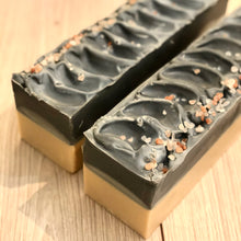 Φόρτωση εικόνας στο εργαλείο προβολής Συλλογής, LOVE SPELL / Με ενεργό φυτικό άνθρακα, ροζ άργιλο & ίνες μεταξιού